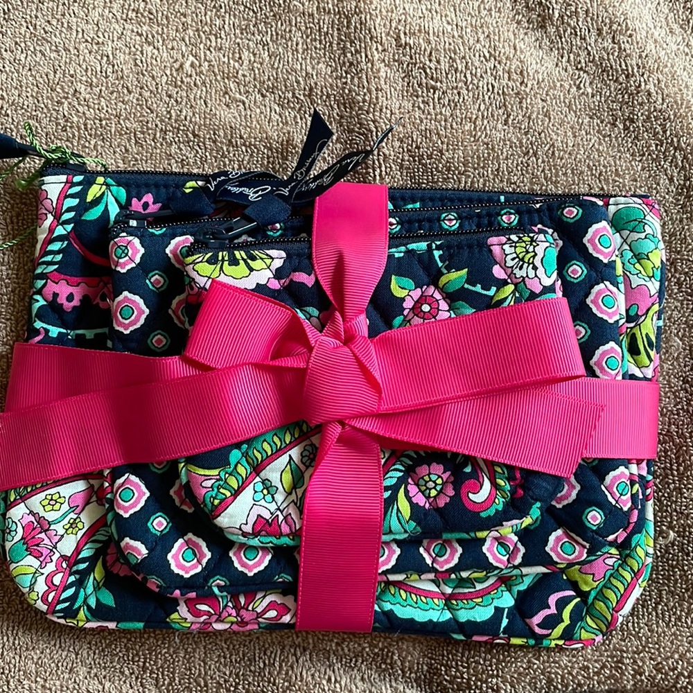 Vera Bradley Cosmetic Trio NWT - Picture 6 of 9